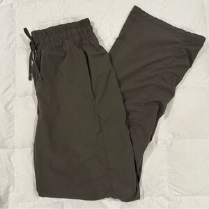 Aritzia Drawstring Pants Size Small